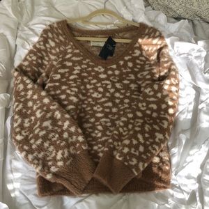 NWT Cheetah Animal Sweater Abercrombie & Fitch